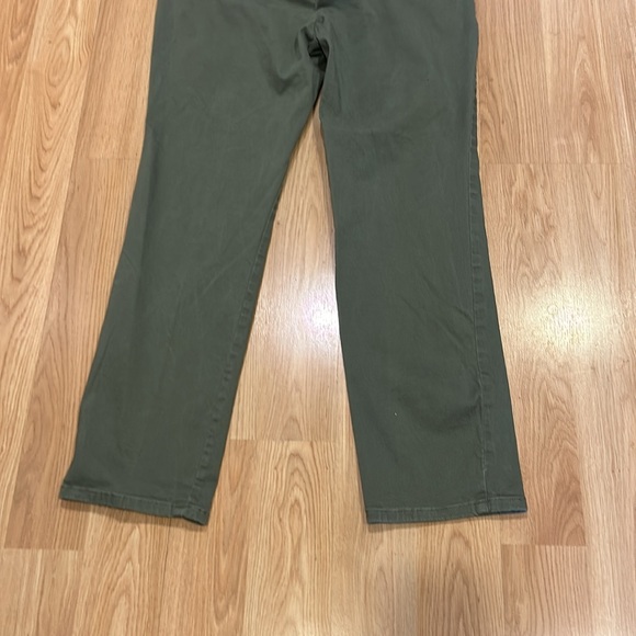 Liz Claiborne Simply Liz Pant Size Medium - Picture 8 of 12